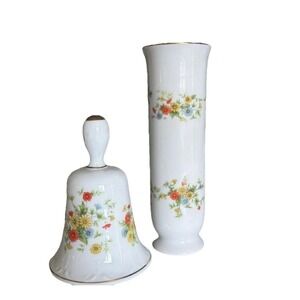 Vintage Lefton Daisies Floral Gold Rim Hand Painted China  Bud Vase 6.5 & Bell
